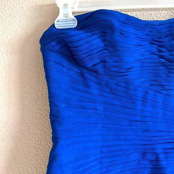 Monique Lhuillier Silk Crepe Dress - Picture 3 of 8